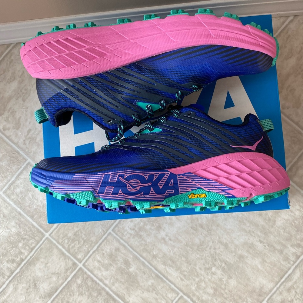 Women’s Speedgoat 4 Trail Running Shoes